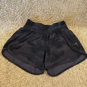 Lululemon Hottie Hot Shorts